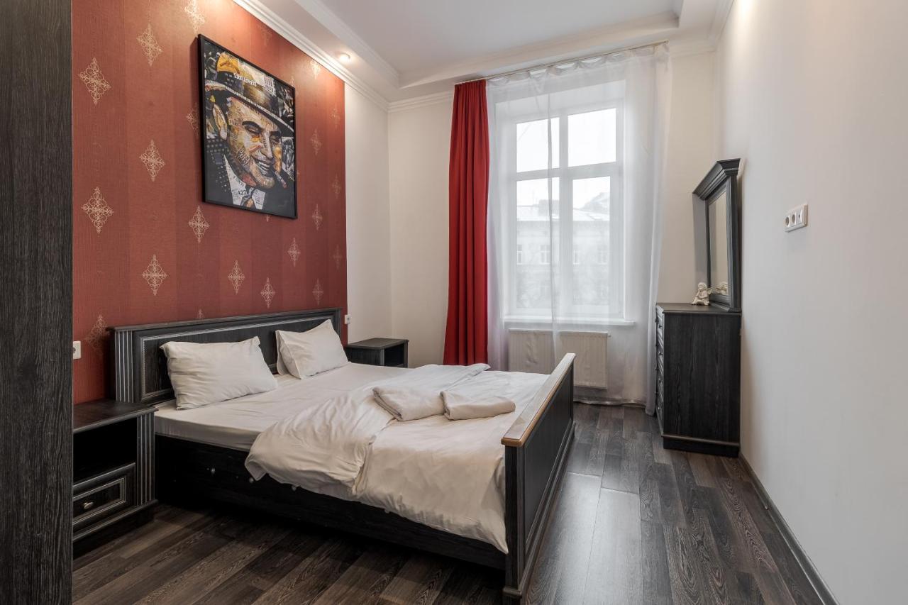 Halytska Apartment Lviv Buitenkant foto